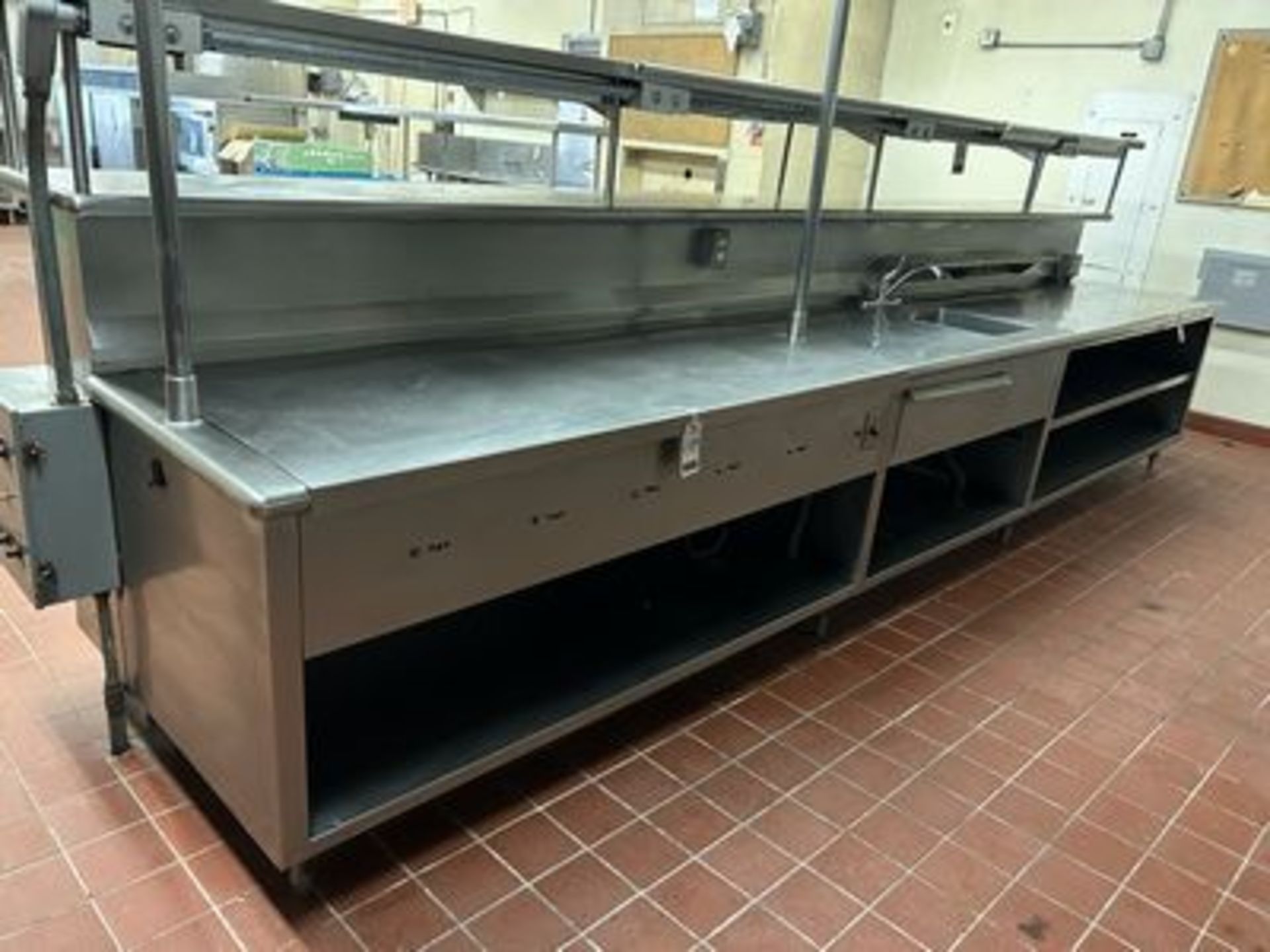 16' S.S. CHEF'S SERVING STATION W/ 1-COMPARTMENT SINK & LOWER STORAGE