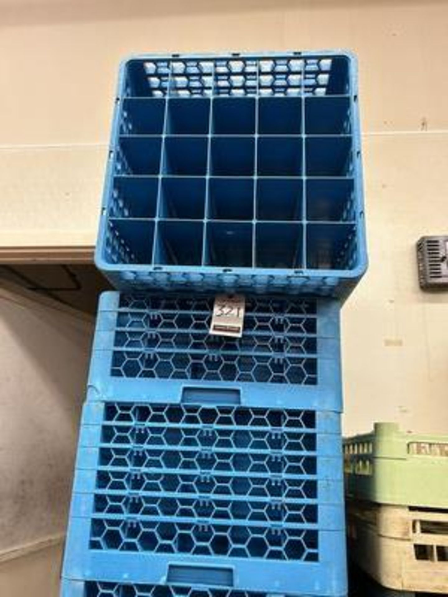 CARLISLE POLY DISH WASH RACKS