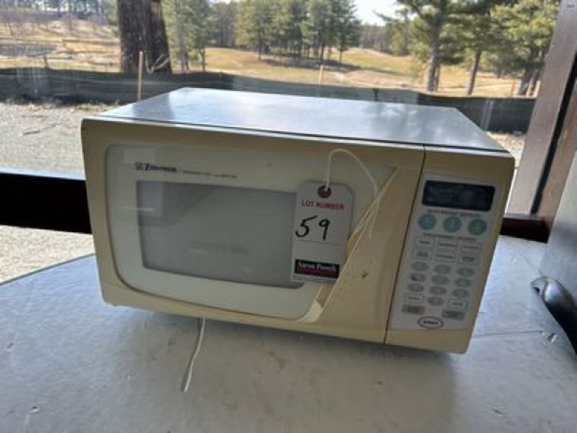 EMERSON MICROWAVE OVEN
