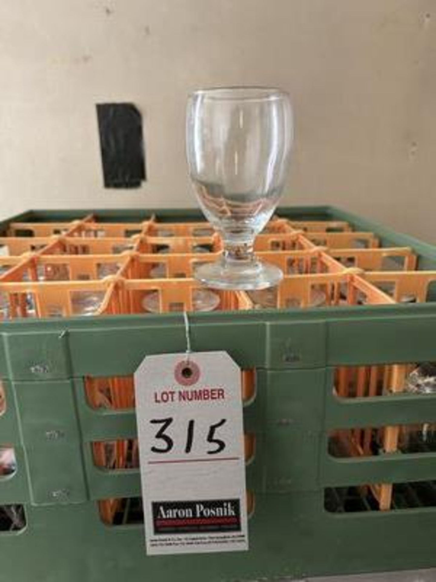 WINE GLASSES W/ POLY DISH RACKS & DOLLY