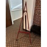 WOOD FOLDING EASEL