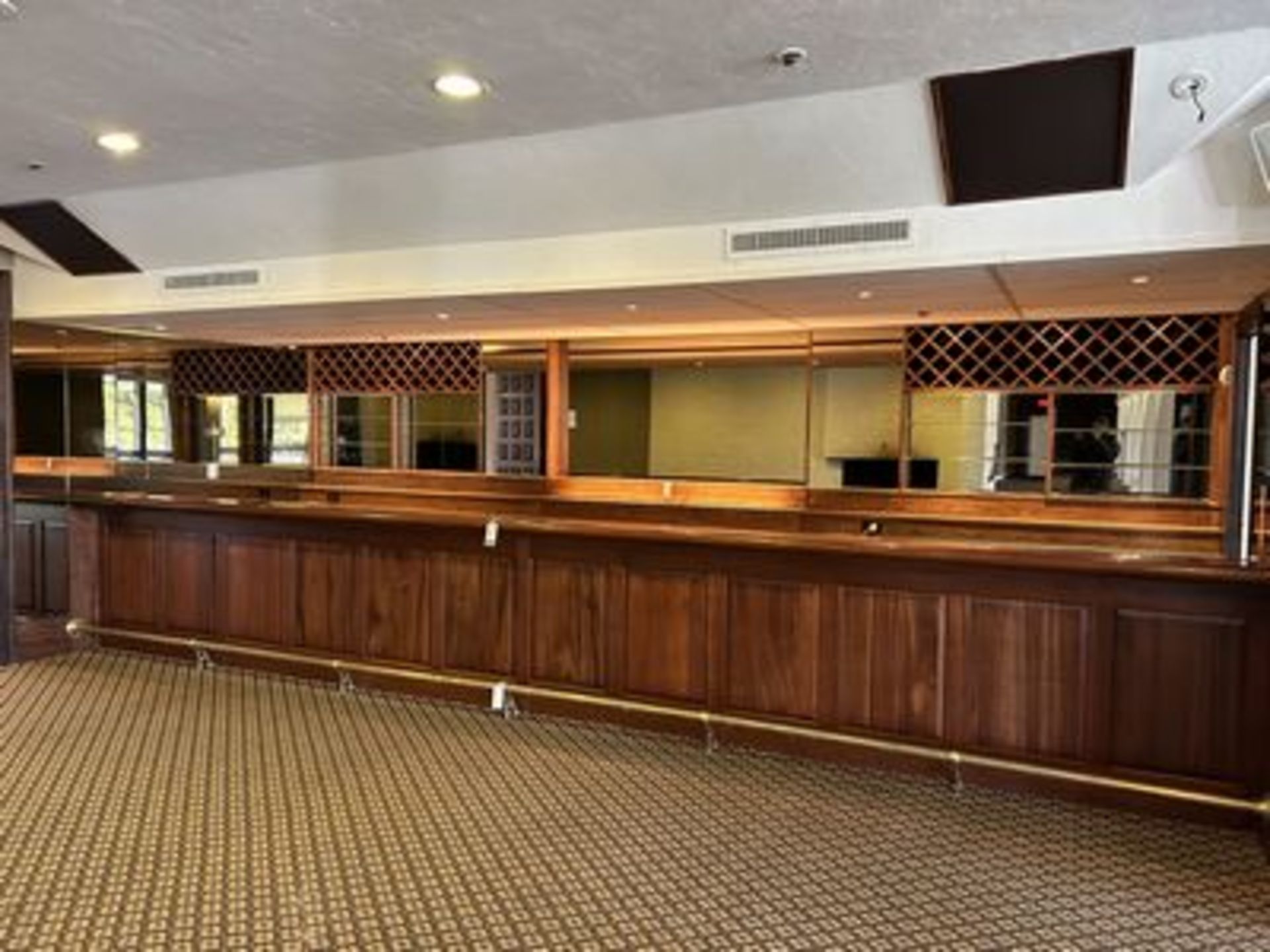 23' MAHOGANY BAR