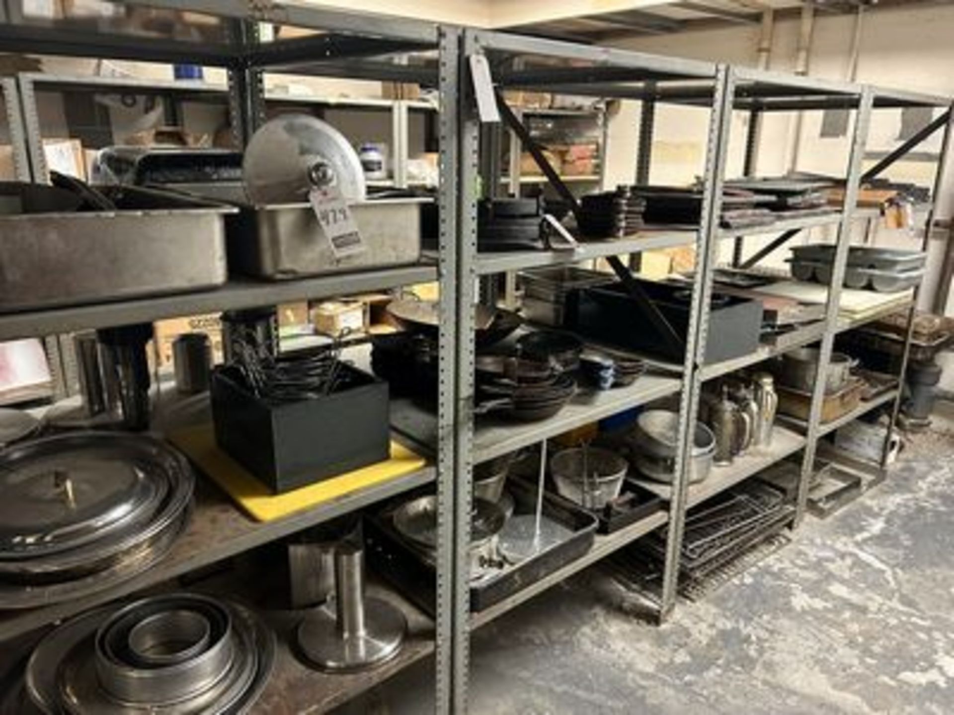 LOT OF ASS'T S.S. FRY PANS, SERVING TRAYS, HOTEL PANS, ETC.