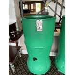 PORT. PLASTIC GREEN BEVERAGE COOLER