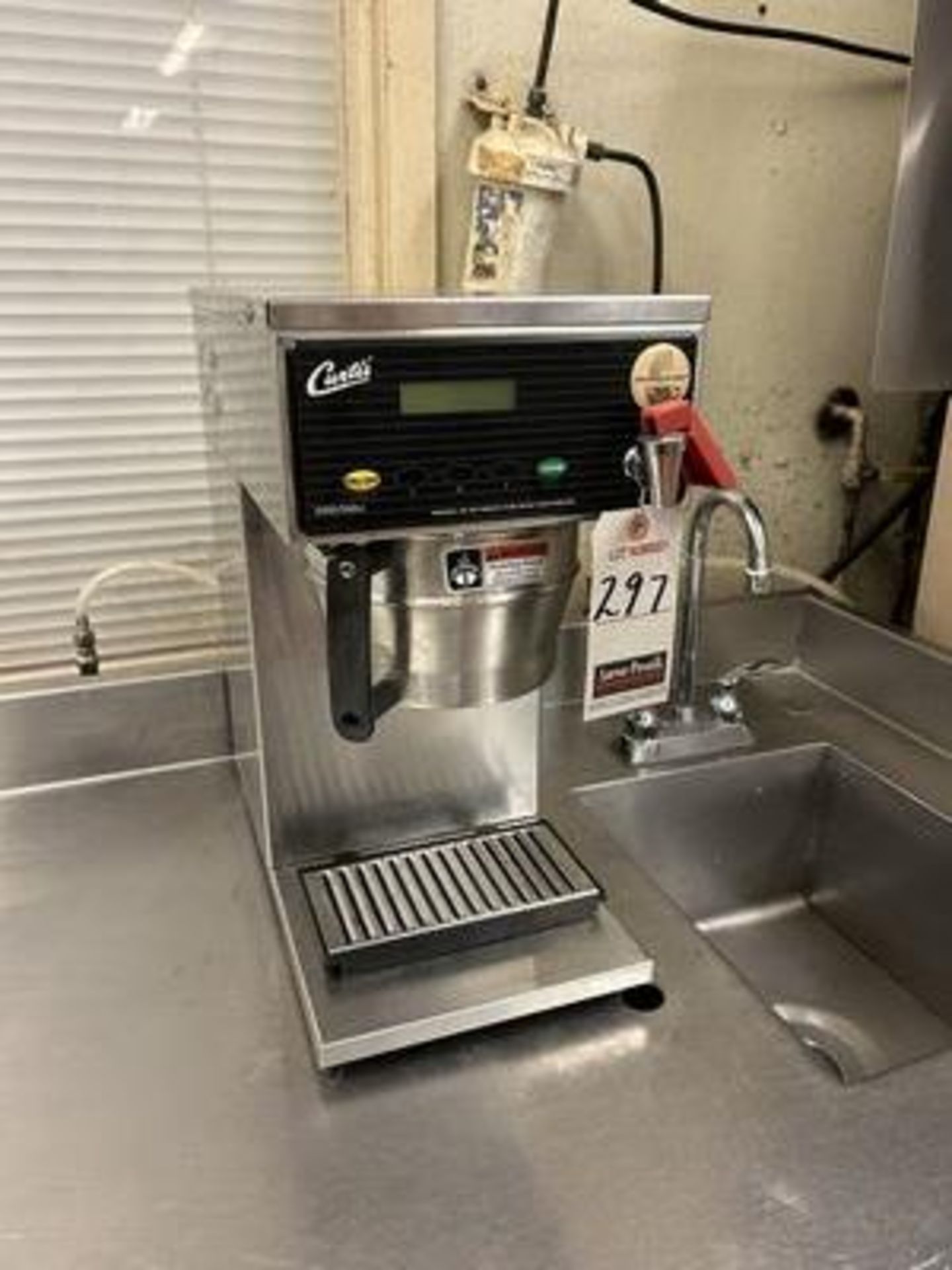 CURTIS D500 1B COFFEE MAKER