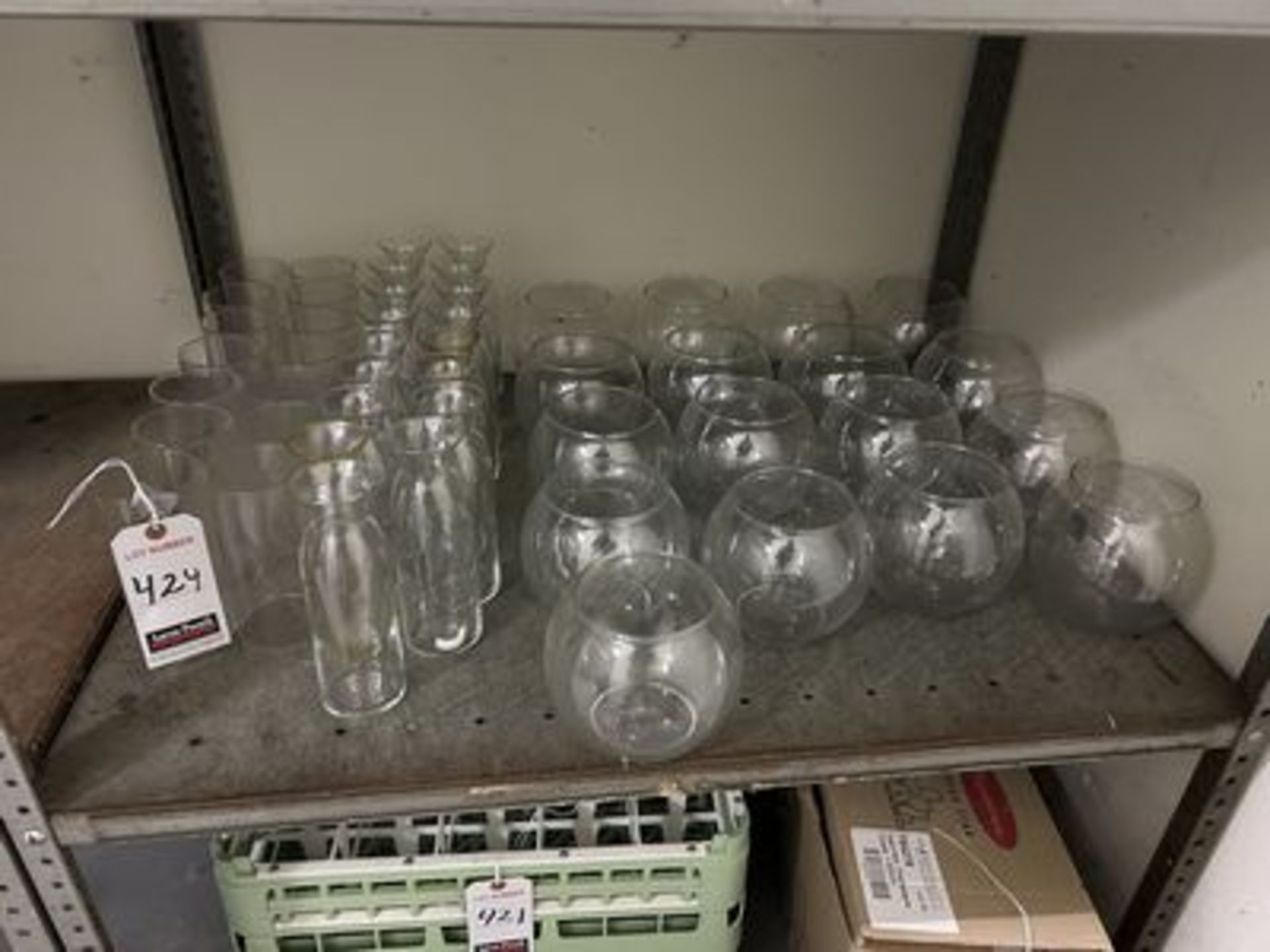 ASS'T GLASS DECANTERS & TABLE SETTERS