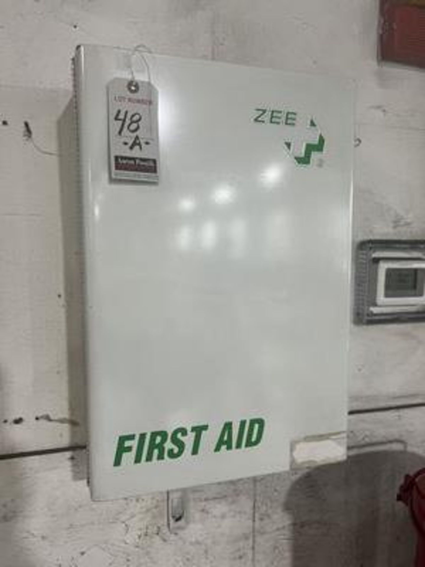 ZEE FIRST AID KIT