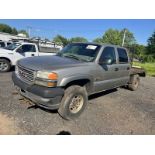 2002 GMC 2500 HD-SLE FLATBED TRUCK, DURAMAX DIESEL, QUAD CAB, 7' STEEL FLATBED BODY, VIN#