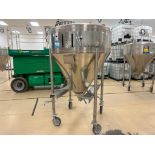 Zanchetta Portable Stainless Steel Tank, Aproximate 1000 Liter Dish Top Cone Bottom. Top Manway, Cen