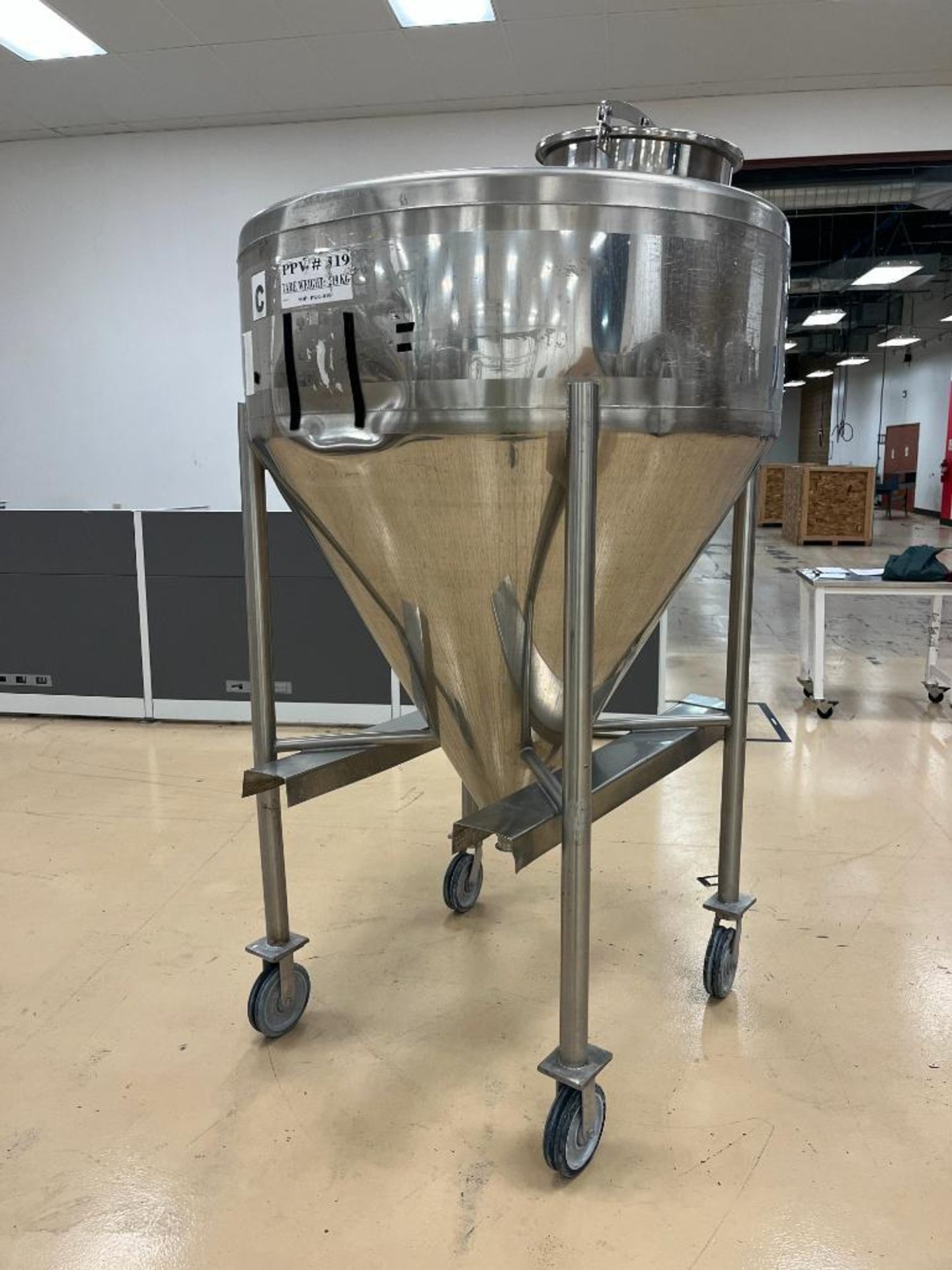 Zanchetta Portable Stainless Steel Tank, Aproximate 1000 Liter Dish Top Cone Bottom. Top Manway, Cen - Image 3 of 9