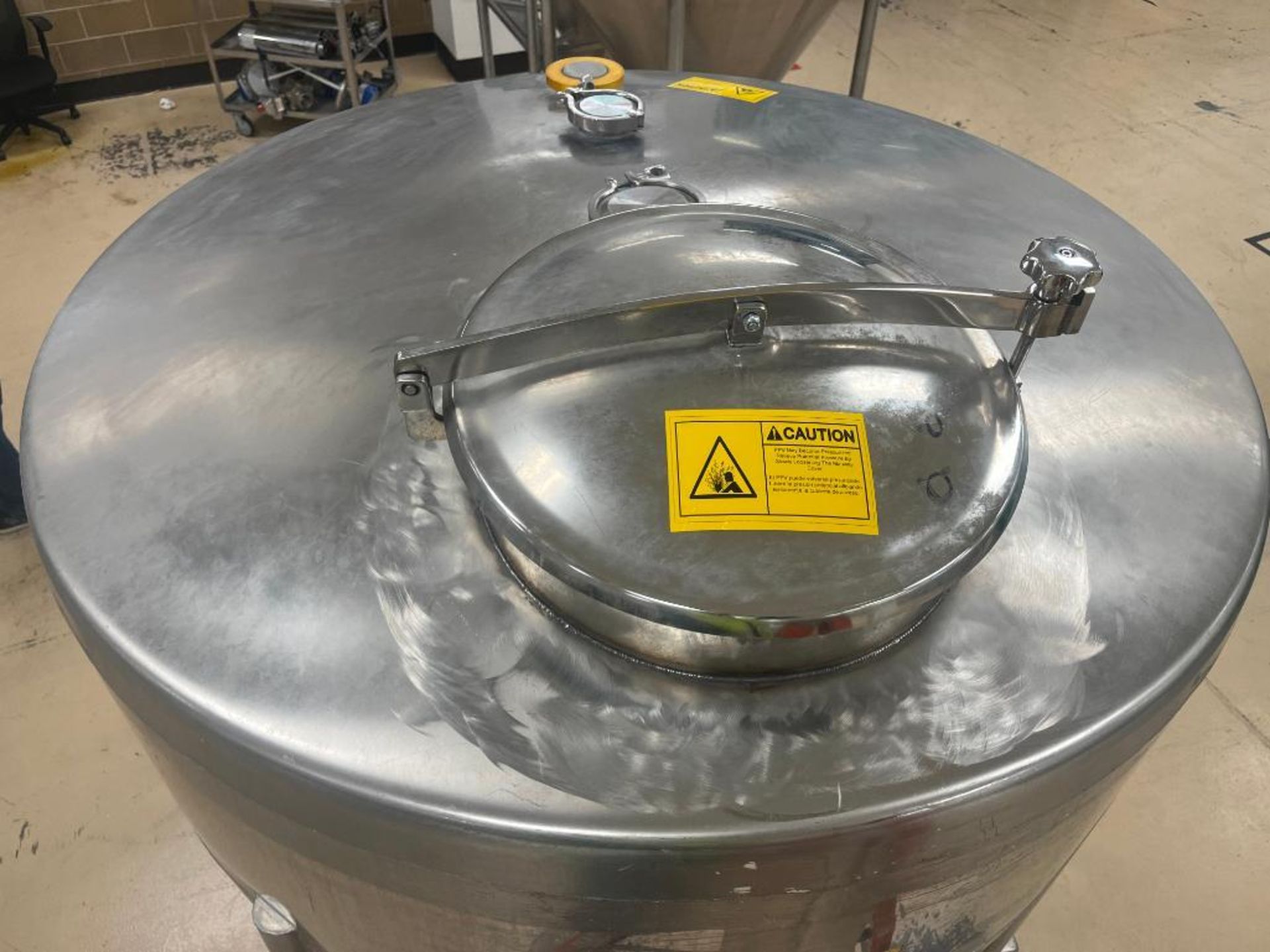 Zanchetta Portable Stainless Steel Tank, Aproximate 1000 Liter Dish Top Cone Bottom. Top Manway, Cen - Image 7 of 9