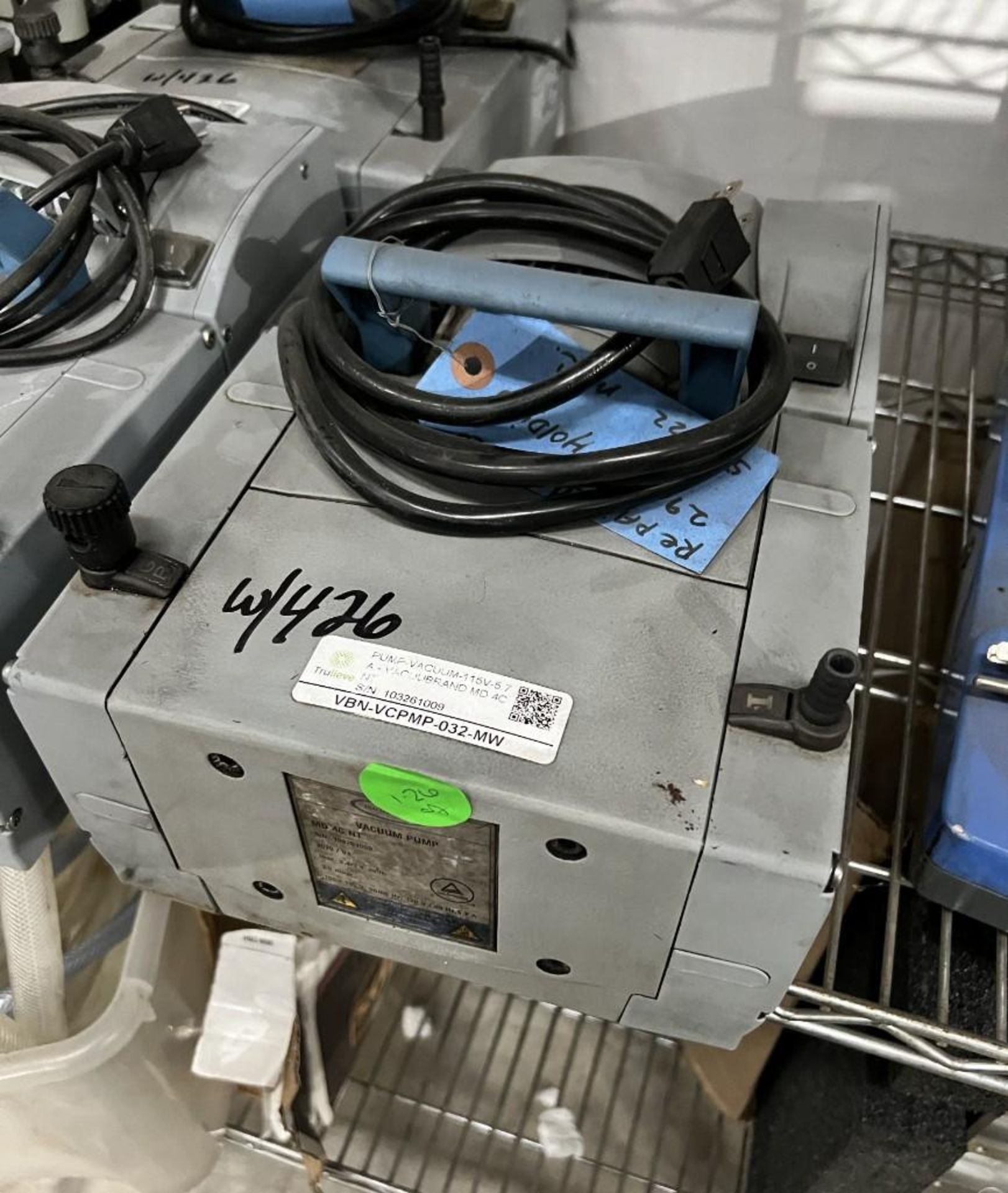 Lot Of (5) Vacuum Pumps. With (3) Vacuubrand model MD-4C-NT, Serial# 103261009, 103462312, 103346605 - Image 2 of 11