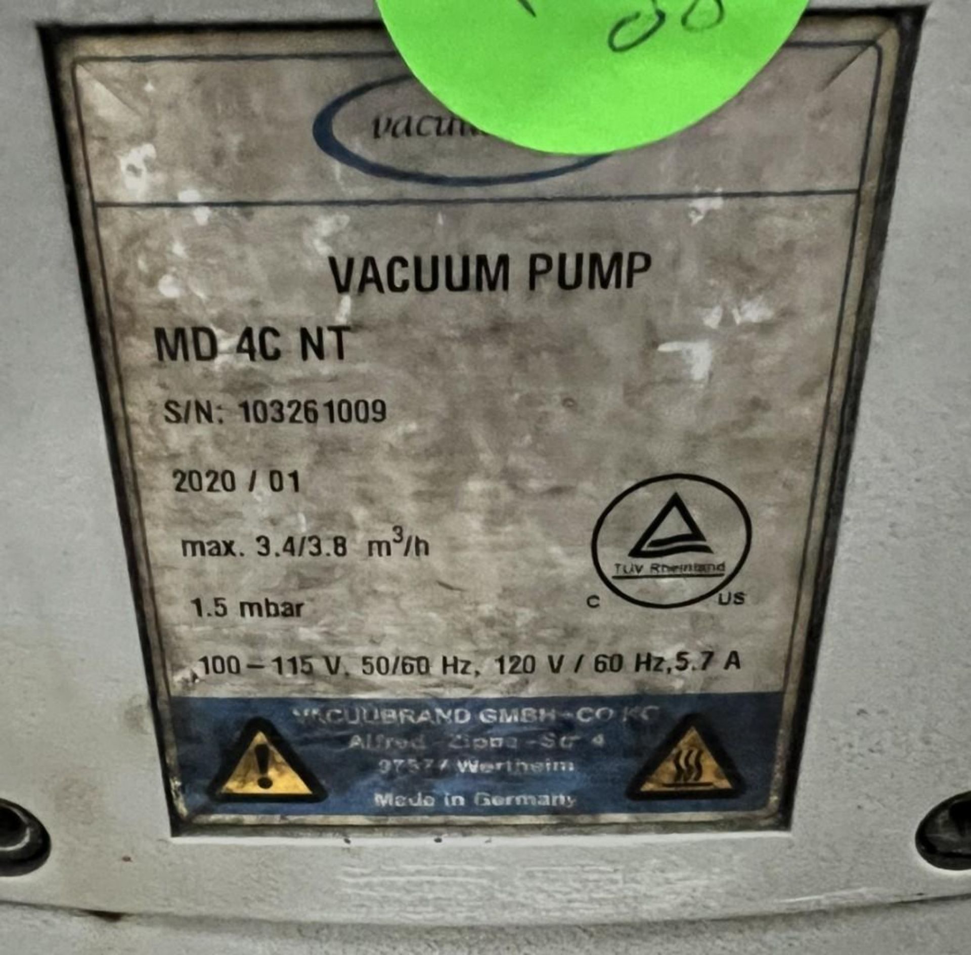 Lot Of (5) Vacuum Pumps. With (3) Vacuubrand model MD-4C-NT, Serial# 103261009, 103462312, 103346605 - Image 3 of 11