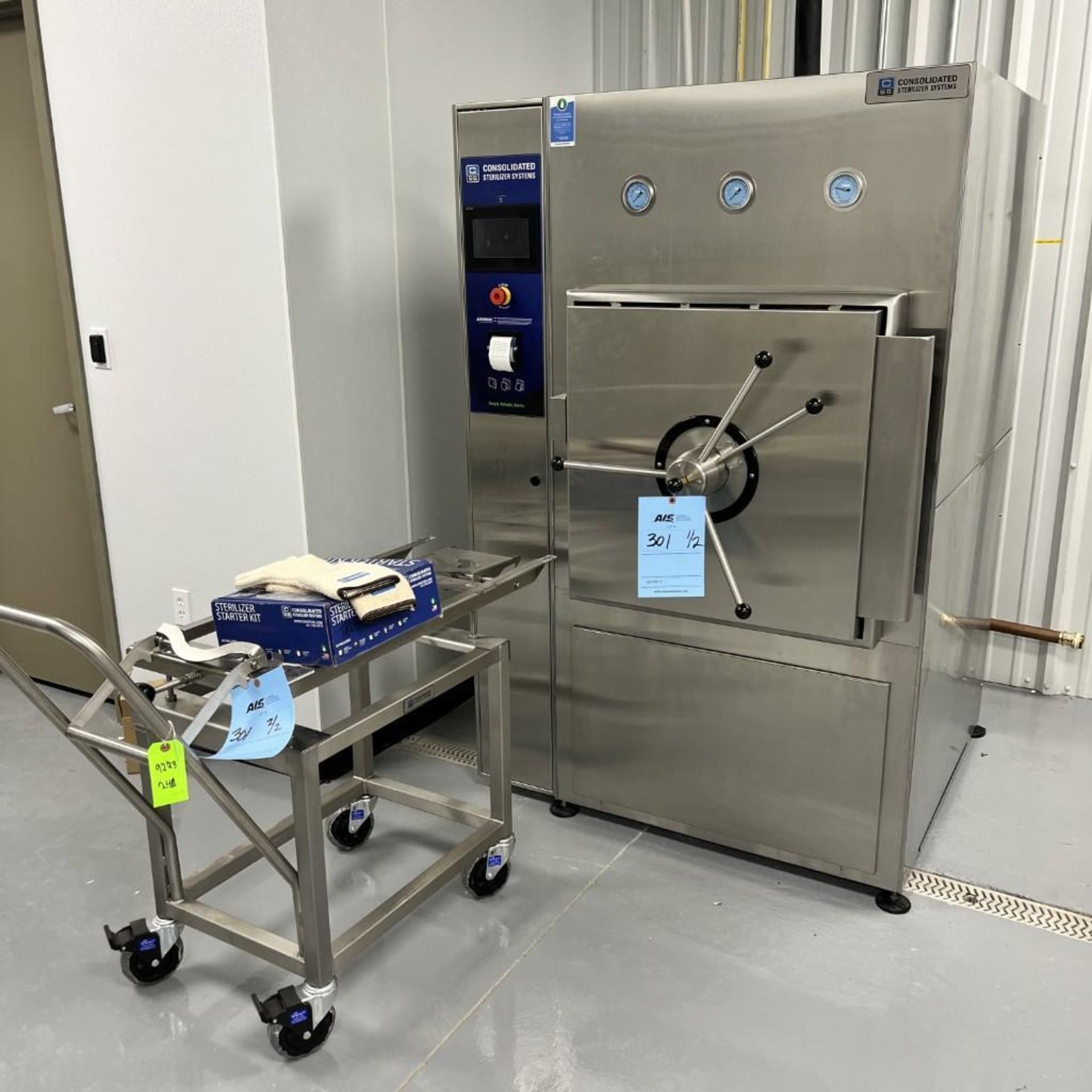 NEW Consolidated Sterilizer Systems Single Door Hinged Autoclave. Internal rated 45/psig/FV at 300 d