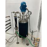 TruSteel DR-10 Decarboxylation Agitated Jacketed Recovery Vessel, Stainless Steel. With condensor, m