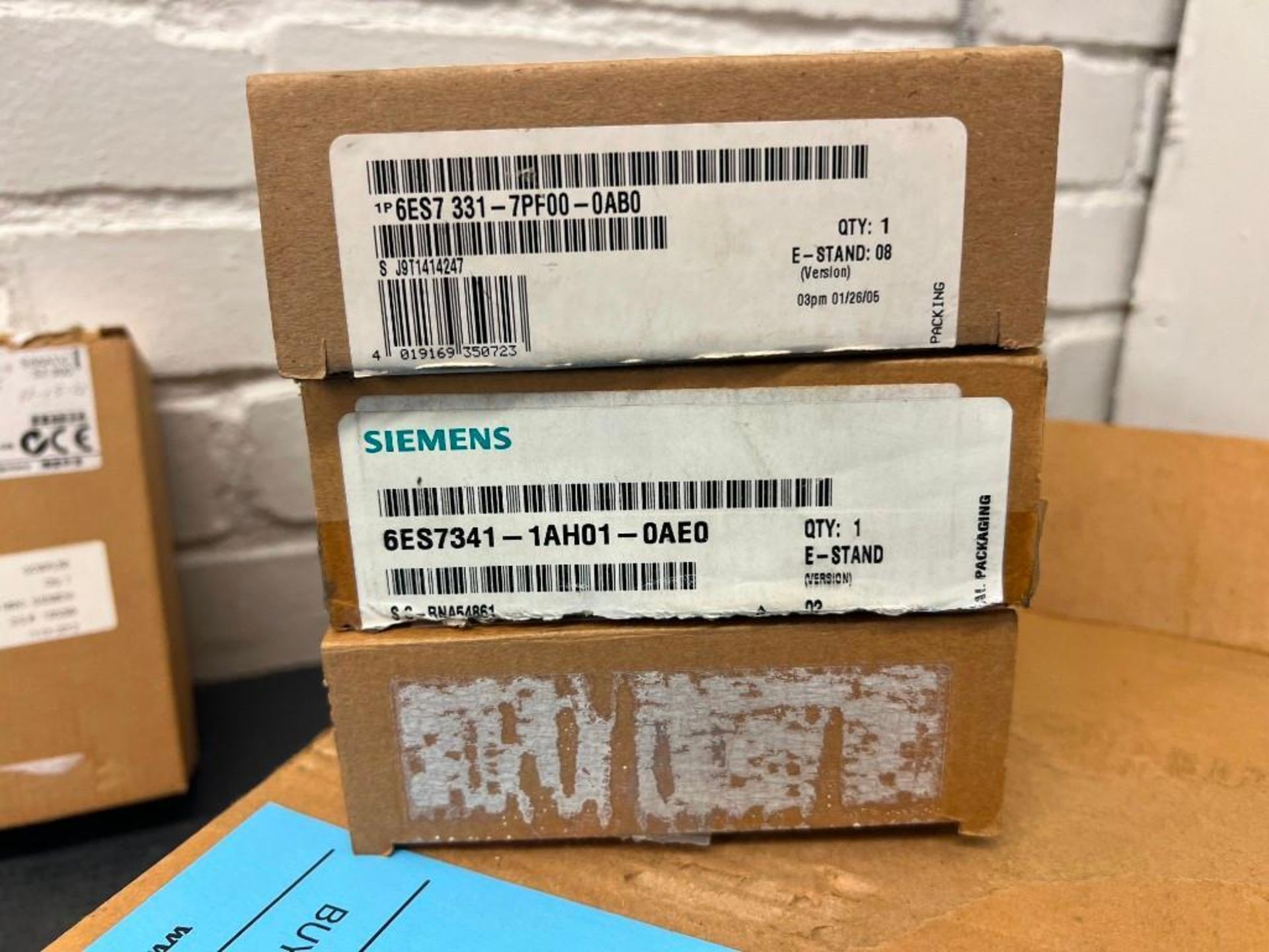 LOT OF SIEMENS COMPONENTS (NEW IN BOX) - Image 6 of 8