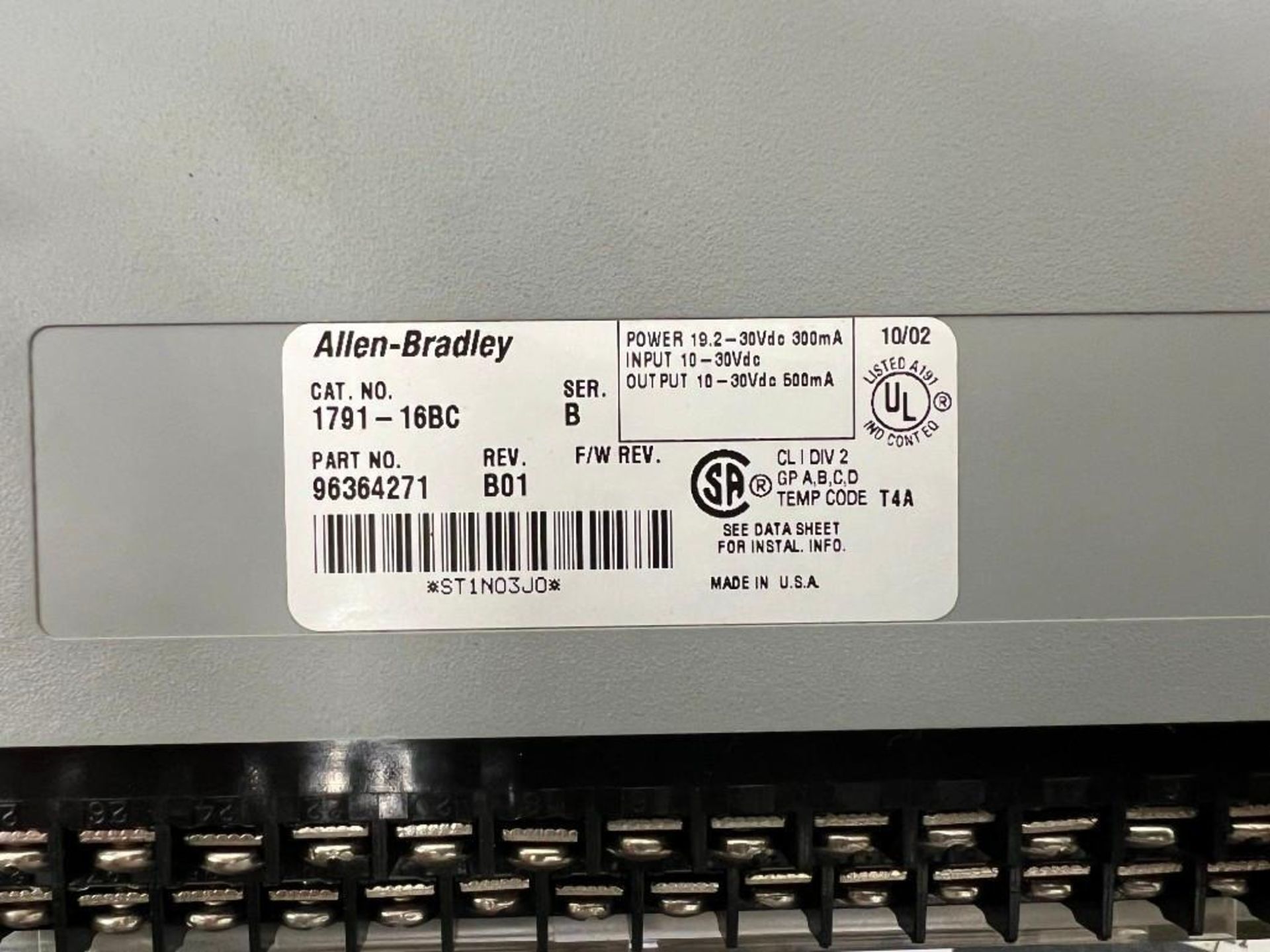 LOT OF NEW ALLEN BRADLEY COMPONENTS WITHOUT ORIGINAL PACKAGING (1756-PA72, 1791-16BC, 802M-XTY16, 42 - Image 3 of 8
