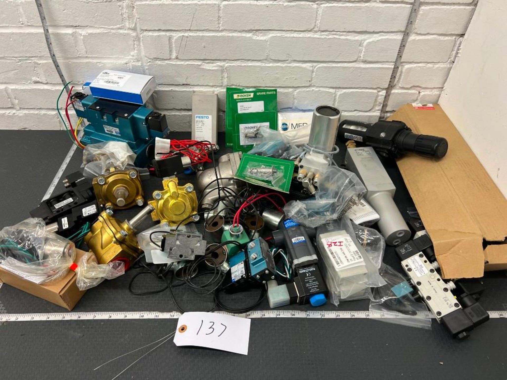 LOT OF MOSTLY NEW ASCO/FESTO/AND MAC VALVES
