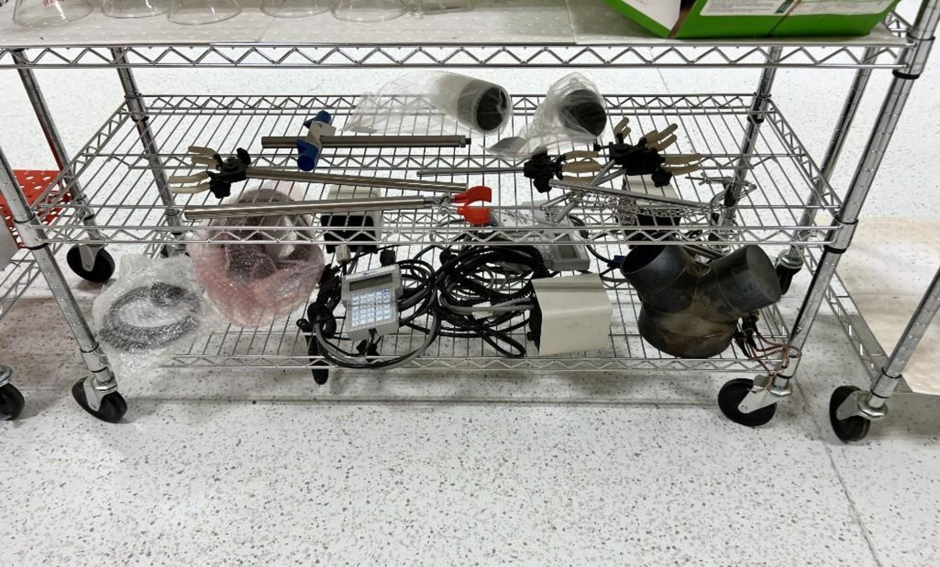 Lot Of Misc. Lab Equipment. Consisting of (3) Metro racks, (2) Dispensettes, (2) Eppendord Xplorer p - Bild 12 aus 20