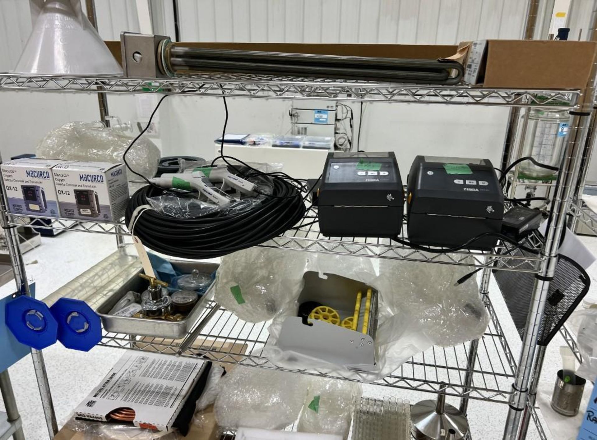 Lot Of Misc. Lab Equipment. Consisting of (3) Metro racks, (2) Dispensettes, (2) Eppendord Xplorer p - Bild 16 aus 20
