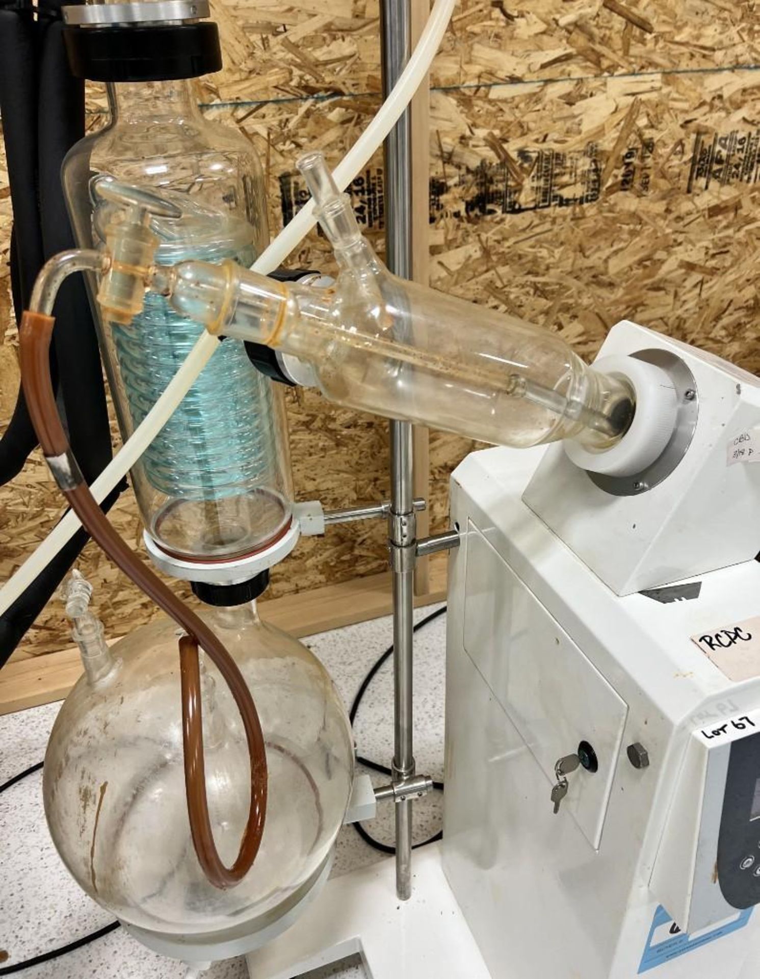 YHCHEM Rotary Evaporator, Model RE50V2, Built 11/2019. With a YHCHEM circulating chiller, model YHLT - Image 5 of 14