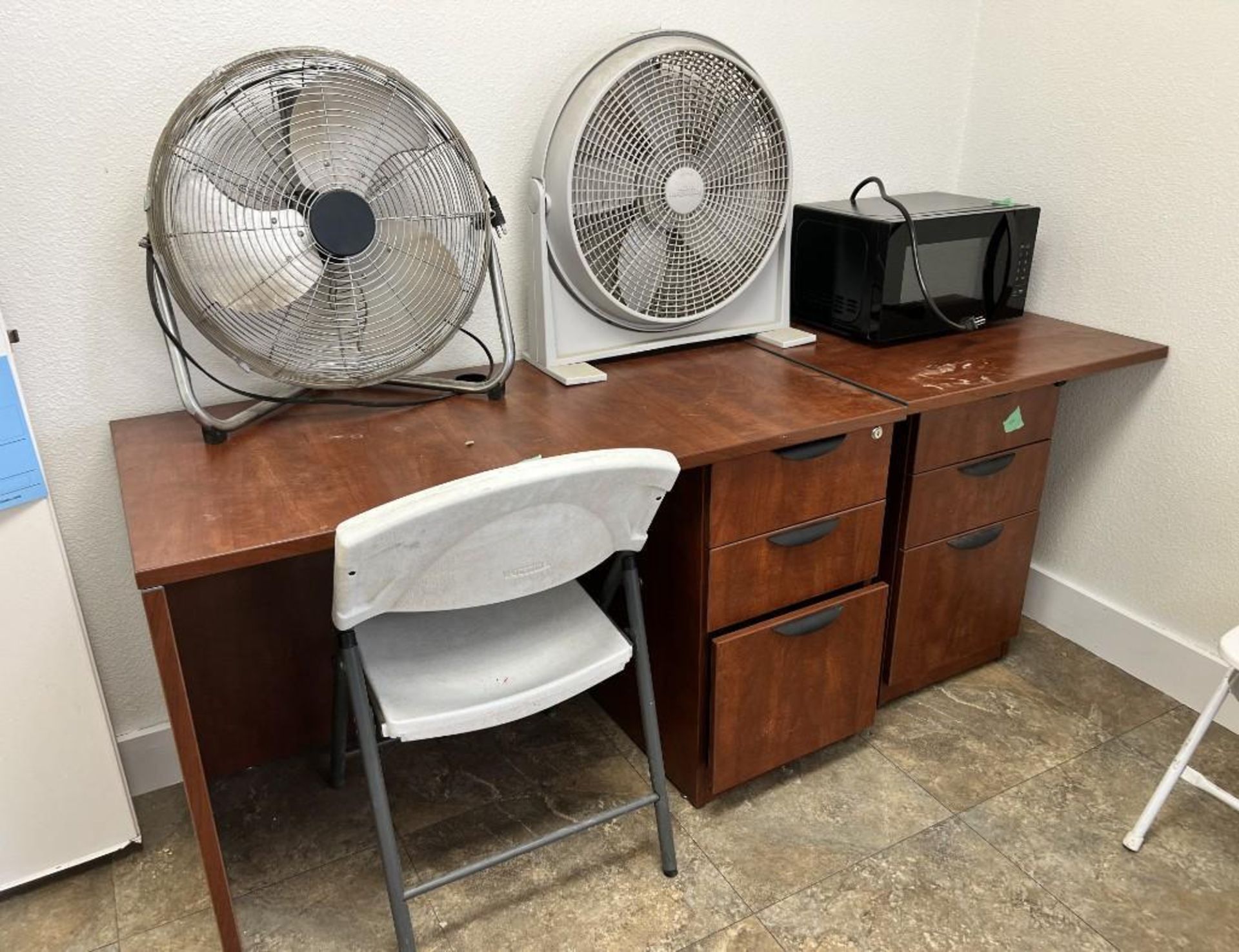 Lot Of Contents Of Room. With table, desk, (3) folding chairs, (2) fans, microwave and (2) file draw - Image 3 of 6