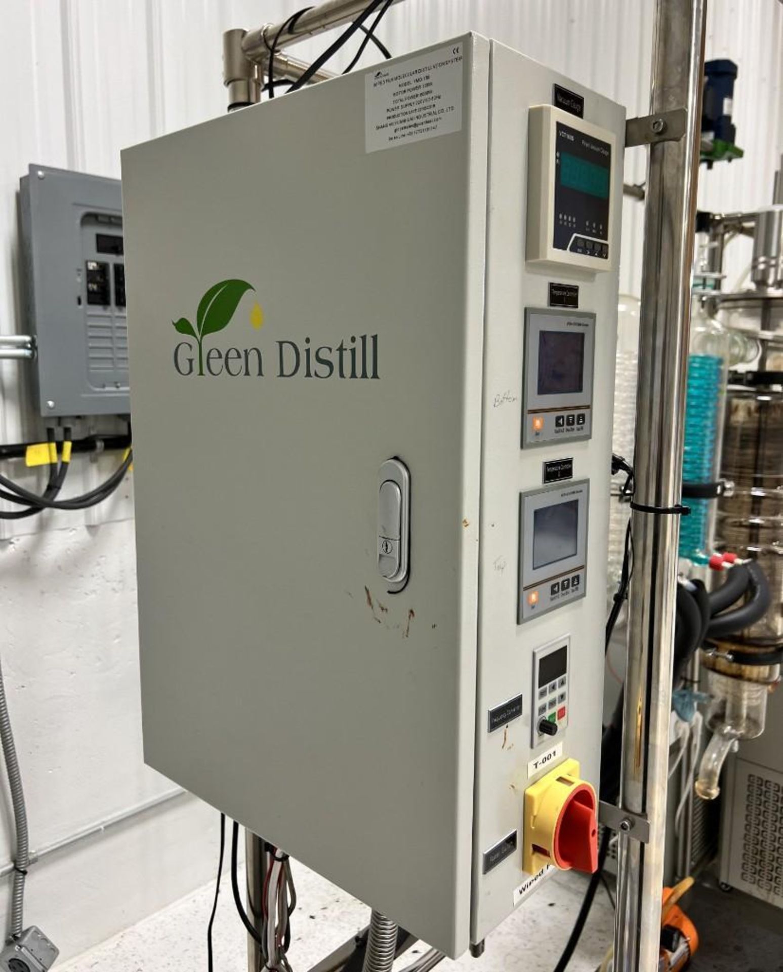 YHCHEM Wiped Film Molecular Distillation System, Model YMD-150, Built 05/2019. With misc. glass, vac - Image 21 of 29