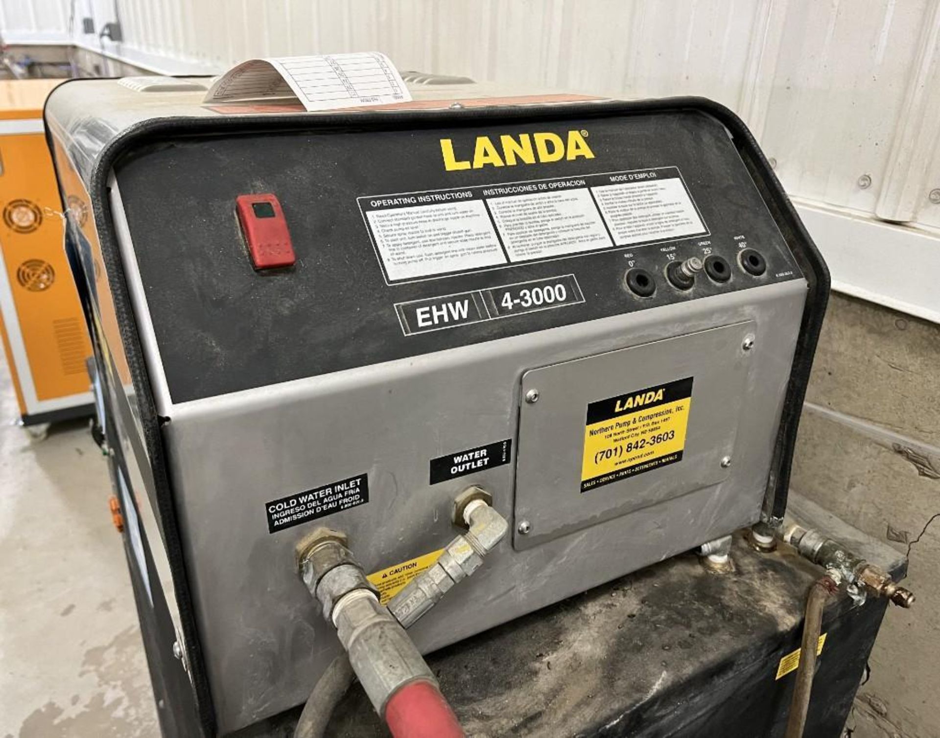 Landa EHW Series Electric Hot Water Pressure Washer, Model EHW4-30024C, Part# 1.109-501.0, Serial# 1 - Bild 3 aus 6