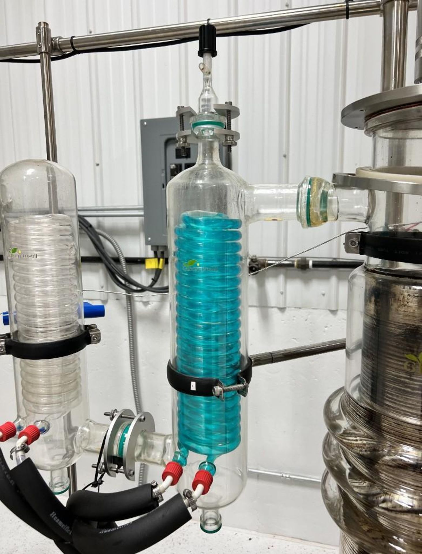 YHCHEM Wiped Film Molecular Distillation System, Model YMD-150, Built 05/2019. With misc. glass, vac - Image 5 of 29