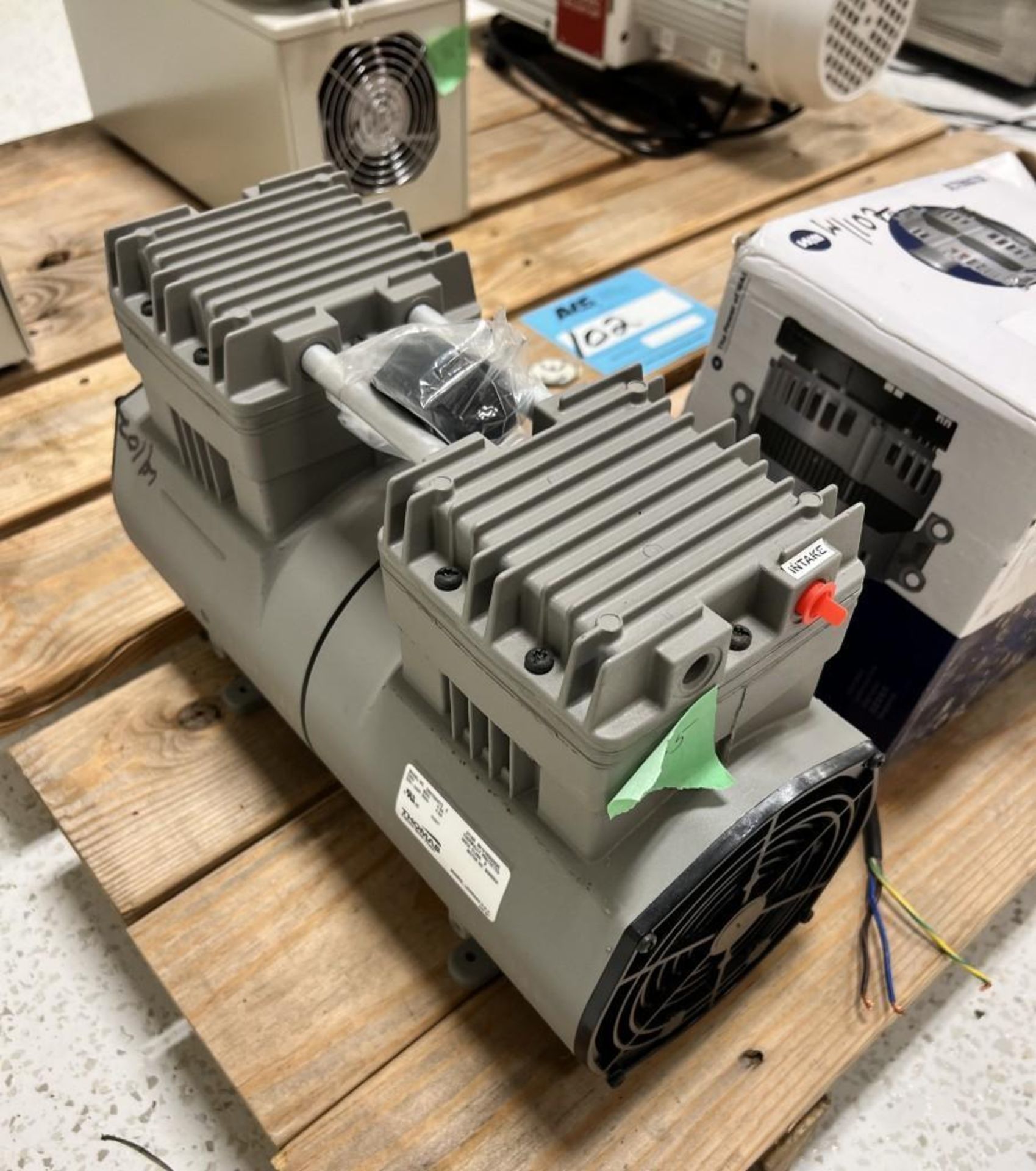 Lot Consisting Of: (1) Across International SuperVac-11C vacuum pump, (2) Ulvac DA-170DA vacuum pump - Image 13 of 21