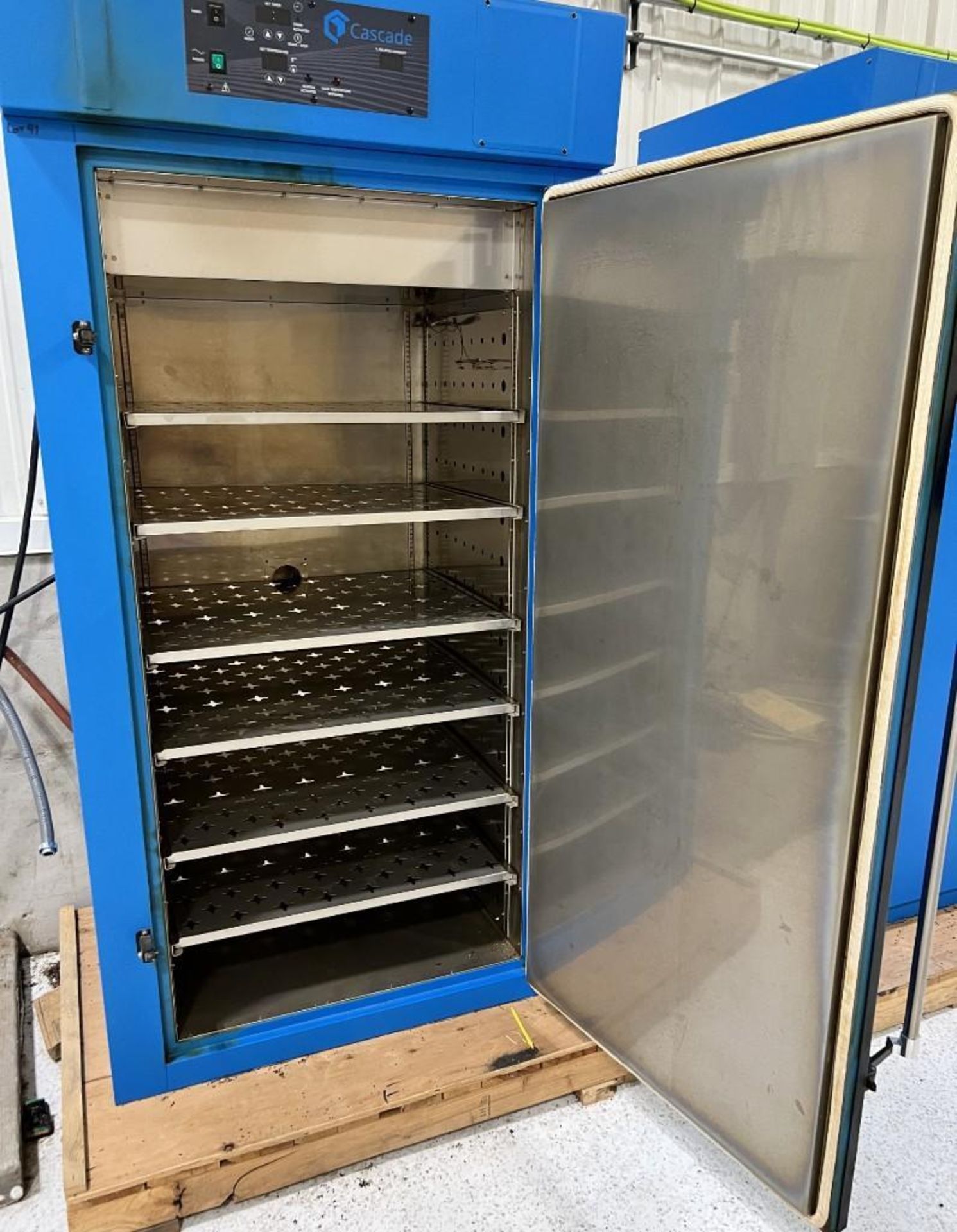 Cascade Sciences Drying and Decarboxylation Oven, Model CDO-28, Serial# 04039519. - Image 3 of 5