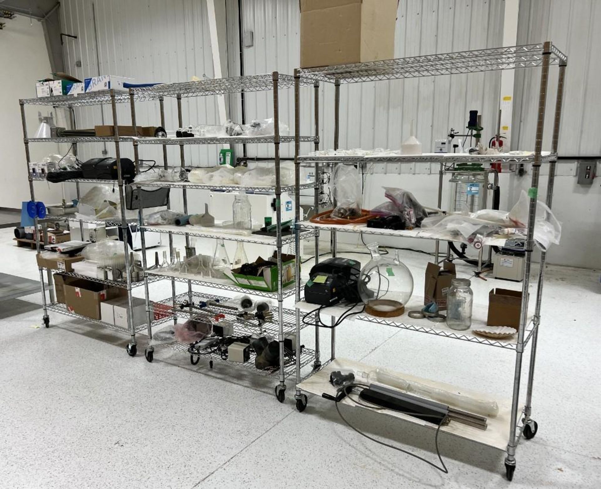 Lot Of Misc. Lab Equipment. Consisting of (3) Metro racks, (2) Dispensettes, (2) Eppendord Xplorer p - Bild 2 aus 20