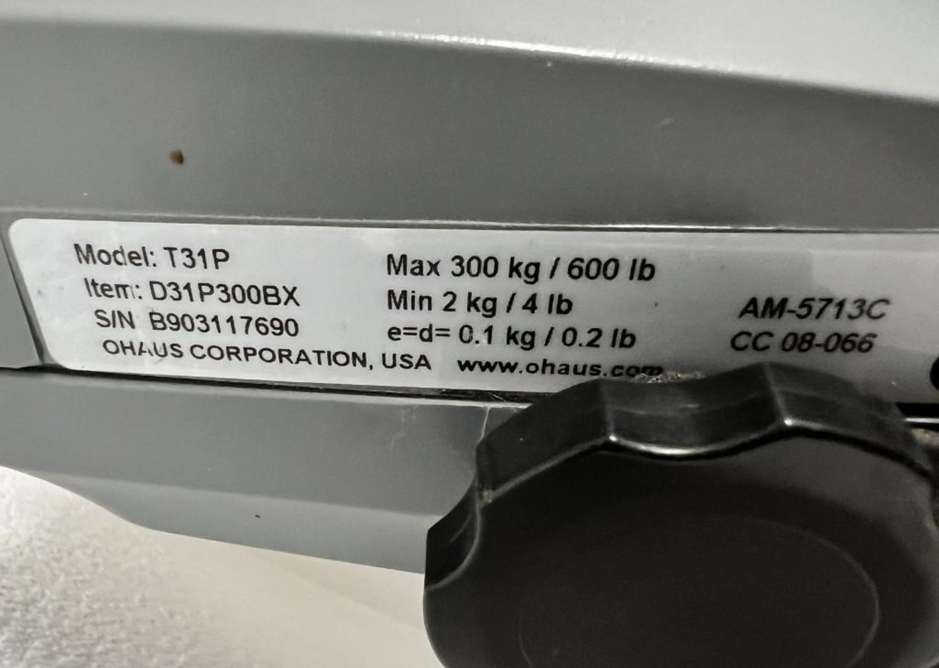 Lot Of (4) Scales. With (1) Ohaus 600 Pound platform scale, model D300BX with readout, (1) C Goldenw - Image 6 of 16