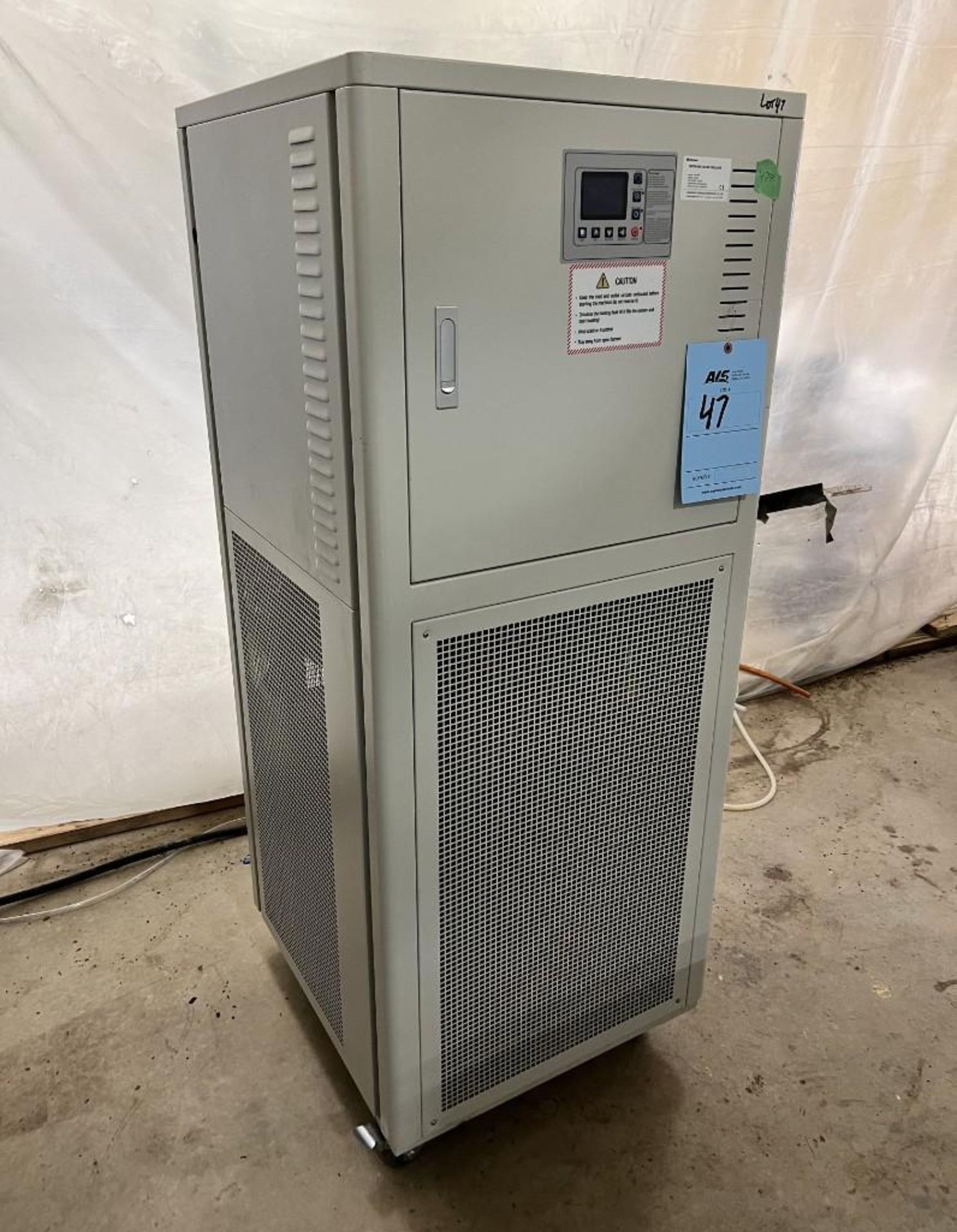 YHCHEM Heating & Cooling Circulator, Model YHR-100T, Built 06/2019.