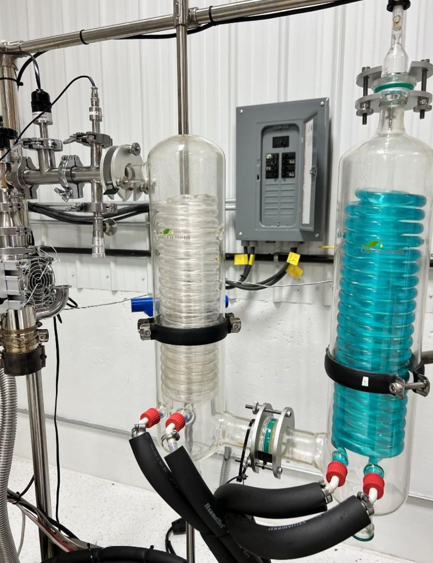 YHCHEM Wiped Film Molecular Distillation System, Model YMD-150, Built 05/2019. With misc. glass, vac - Image 6 of 29