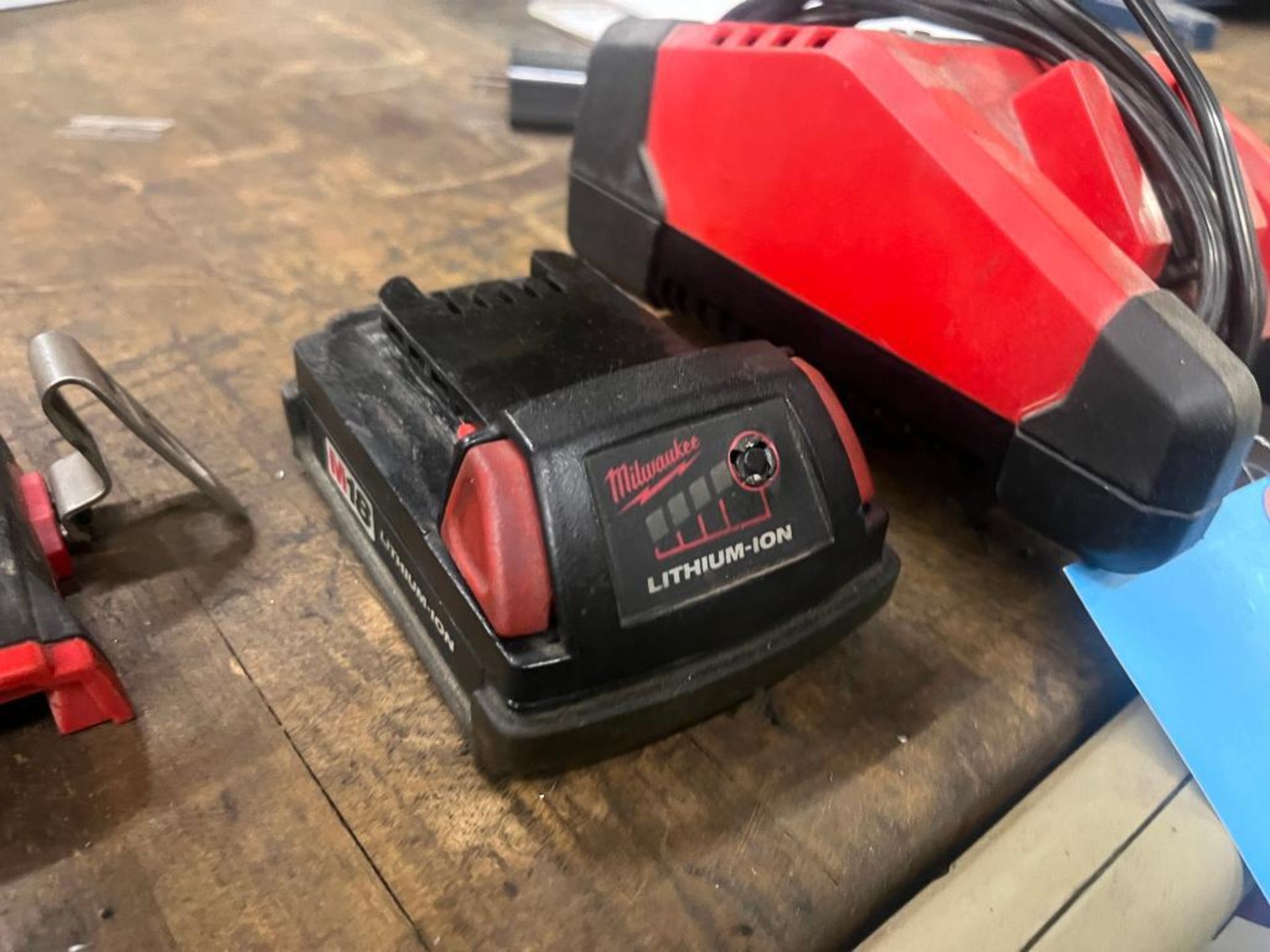 Milwaukee 1/4" Impact Driver, S/N F26BD1511 15257 with Battery & Battery Charger - Image 4 of 5