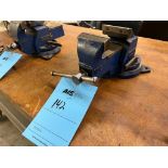 Record #3 Bench Vise