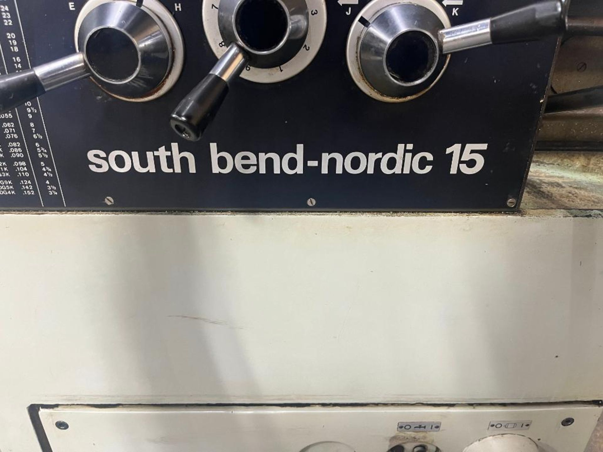Southbend 15" x 35" Nordic 15 Geared Head Engine Lathe, S/N CN15720630G54. 8" 3-Jaw Chuck, Carriage - Image 4 of 17