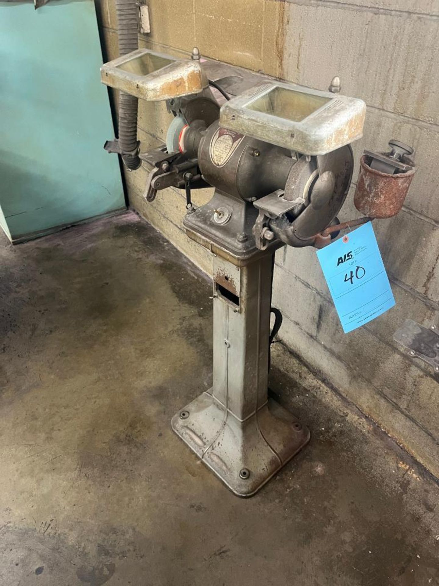 Delta Triple-Duty Ball-Bearing Grinder Model HE23-105M