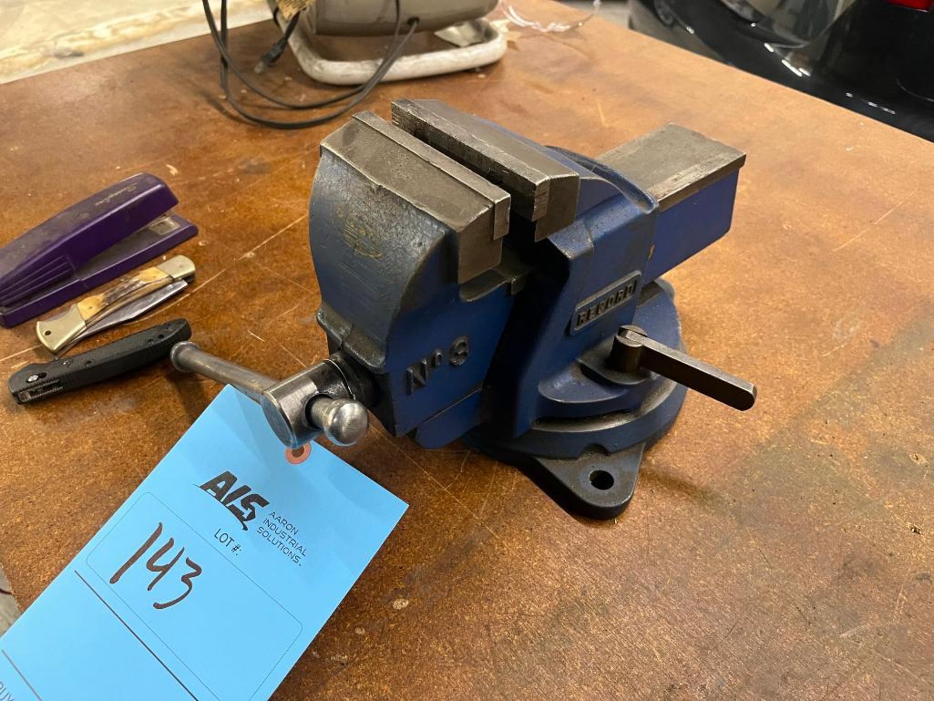 Record #3 Bench Vise - Image 3 of 6