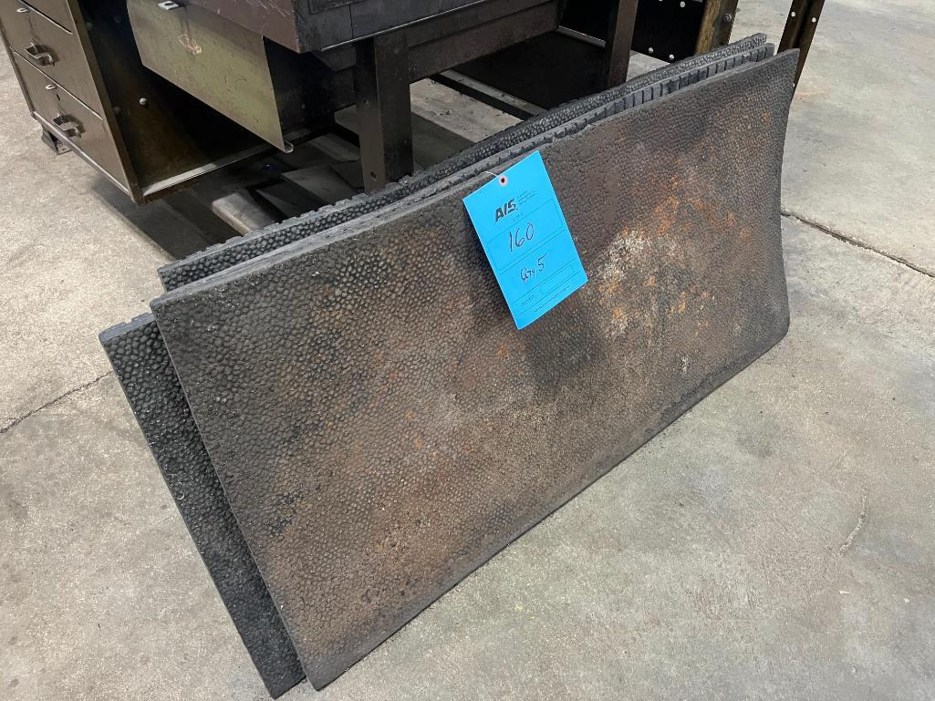 Lot: Assortment of Work Mats