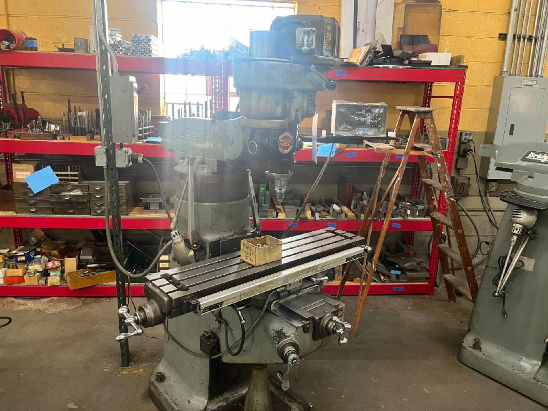 Tree Variable Speed Vertical Mill, S/N 75710 Mounted on Bridgeport Vertical Mill Ram & Base with 2 A - Bild 2 aus 13