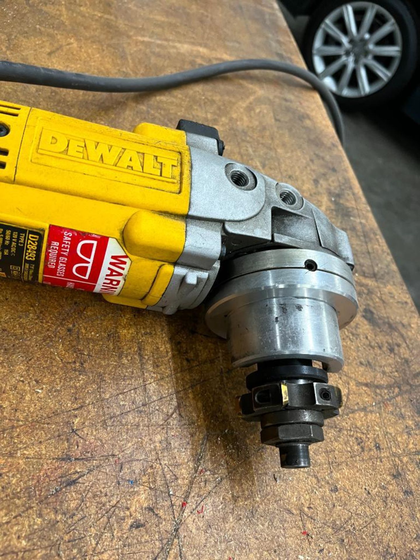 Lot (2): (1) Dewalt Angle Sander/Grinder Model D28493, S/N 016132 and (1) Heck Industries Bevel Mill - Bild 3 aus 6