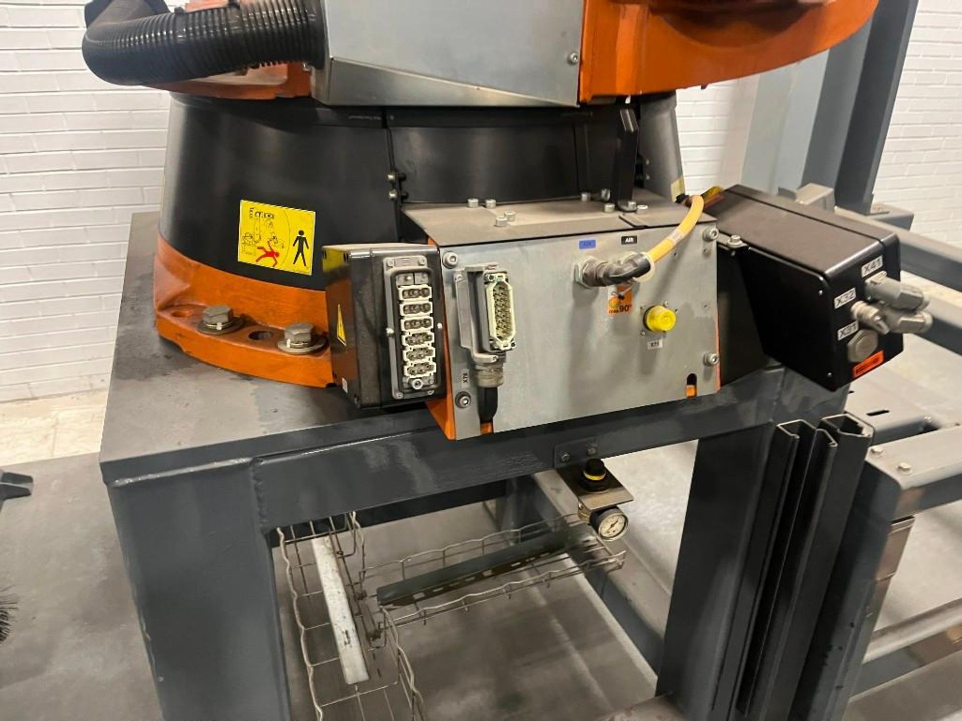 Wulftec/Kuka Robotic Palletizing System, Model ECOPAL. Includes (1) Wulftec automatic stretch wrappe - Image 41 of 75
