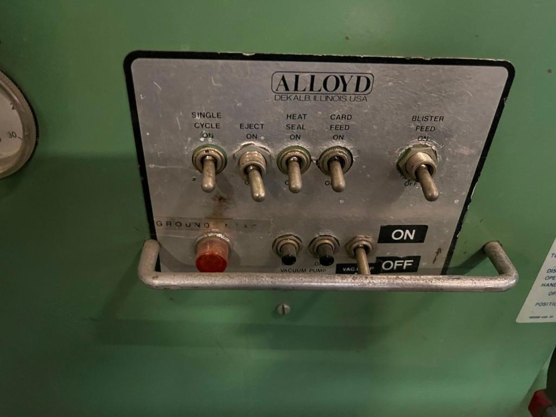 Alloyd Intermittent Motion Hand Load Blister Sealer, Model 18S CBE 1216, S/N: 59-632. Has a 12" X 16 - Image 9 of 34