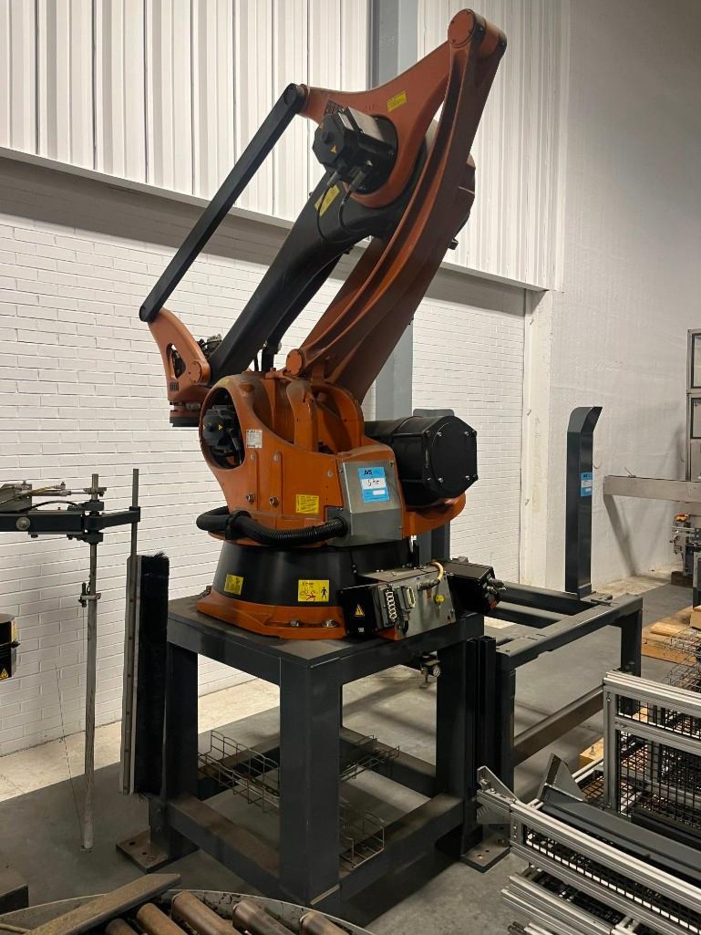Wulftec/Kuka Robotic Palletizing System, Model ECOPAL. Includes (1) Wulftec automatic stretch wrappe - Image 32 of 75