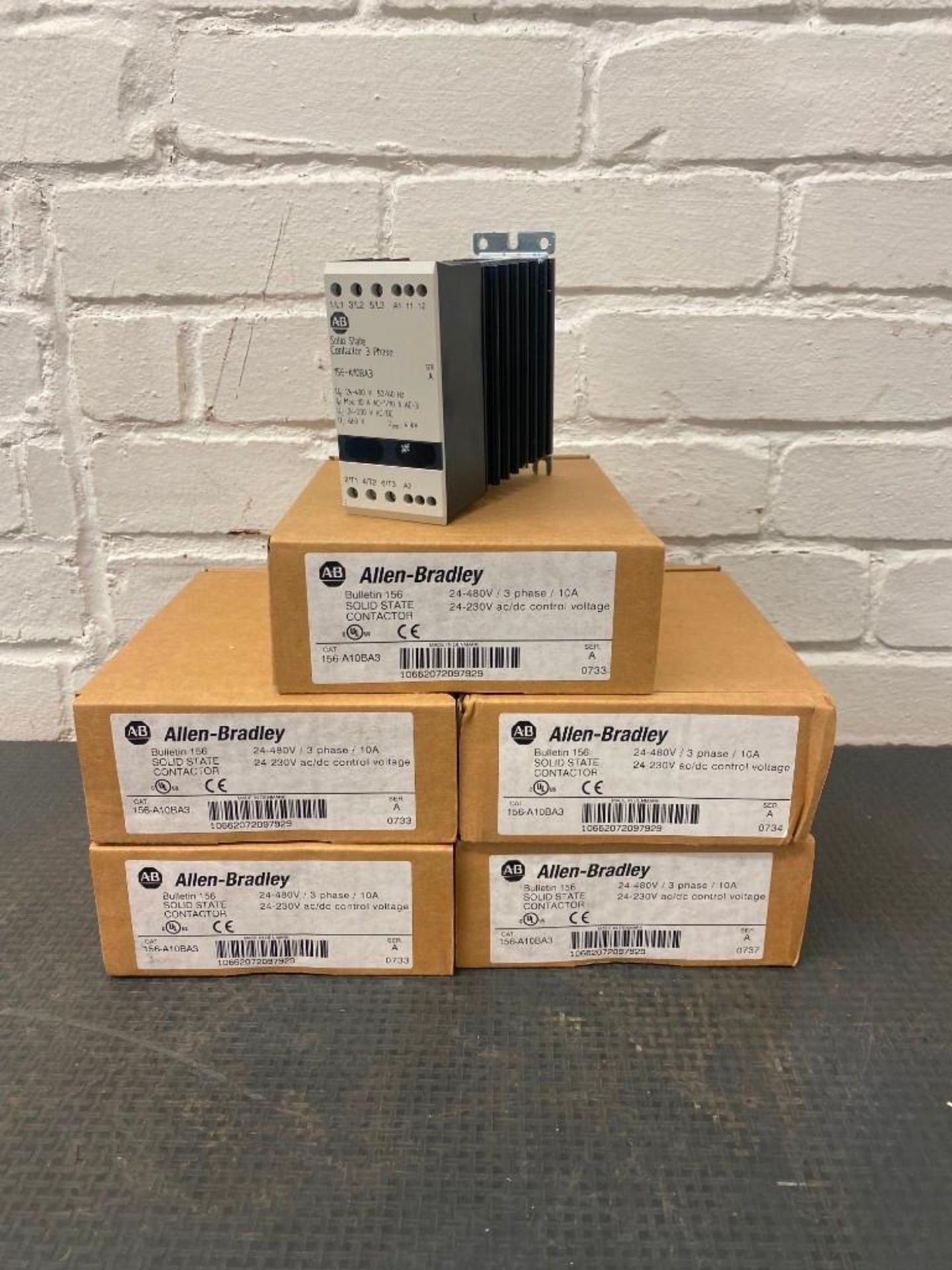 LOT OF 5 NEW IN BOX ALLEN BRADLEY 156-A10BA3