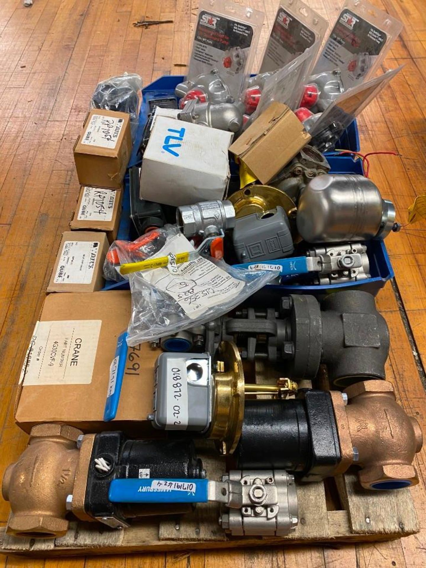 MISCELLANEOUS VALVES/ACTUATORS/PUMPS - Image 3 of 4