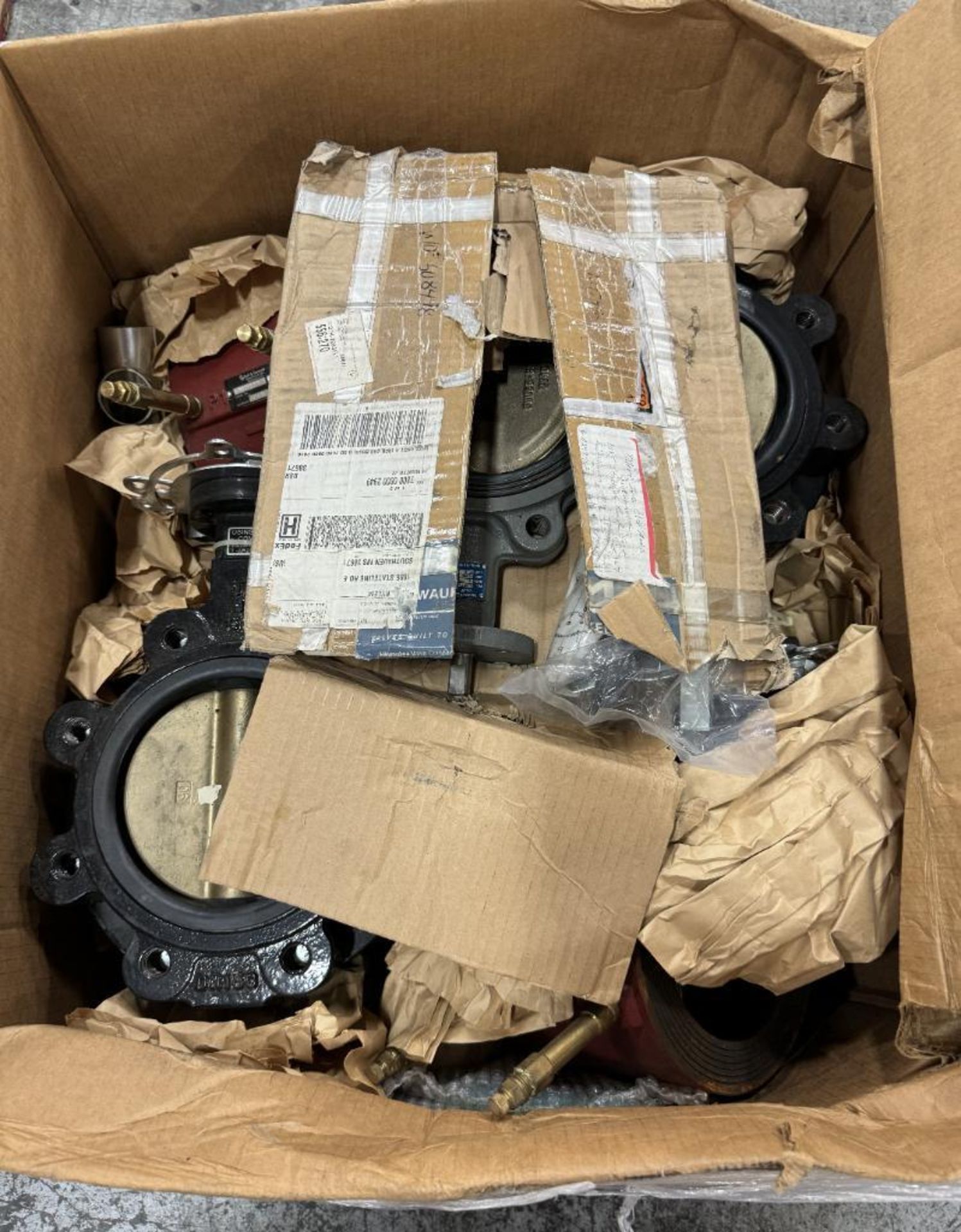 Lot Consisting Of: Spool of wire, pipe hangers, pipe fittings, hose, butterfly valves. - Image 13 of 15
