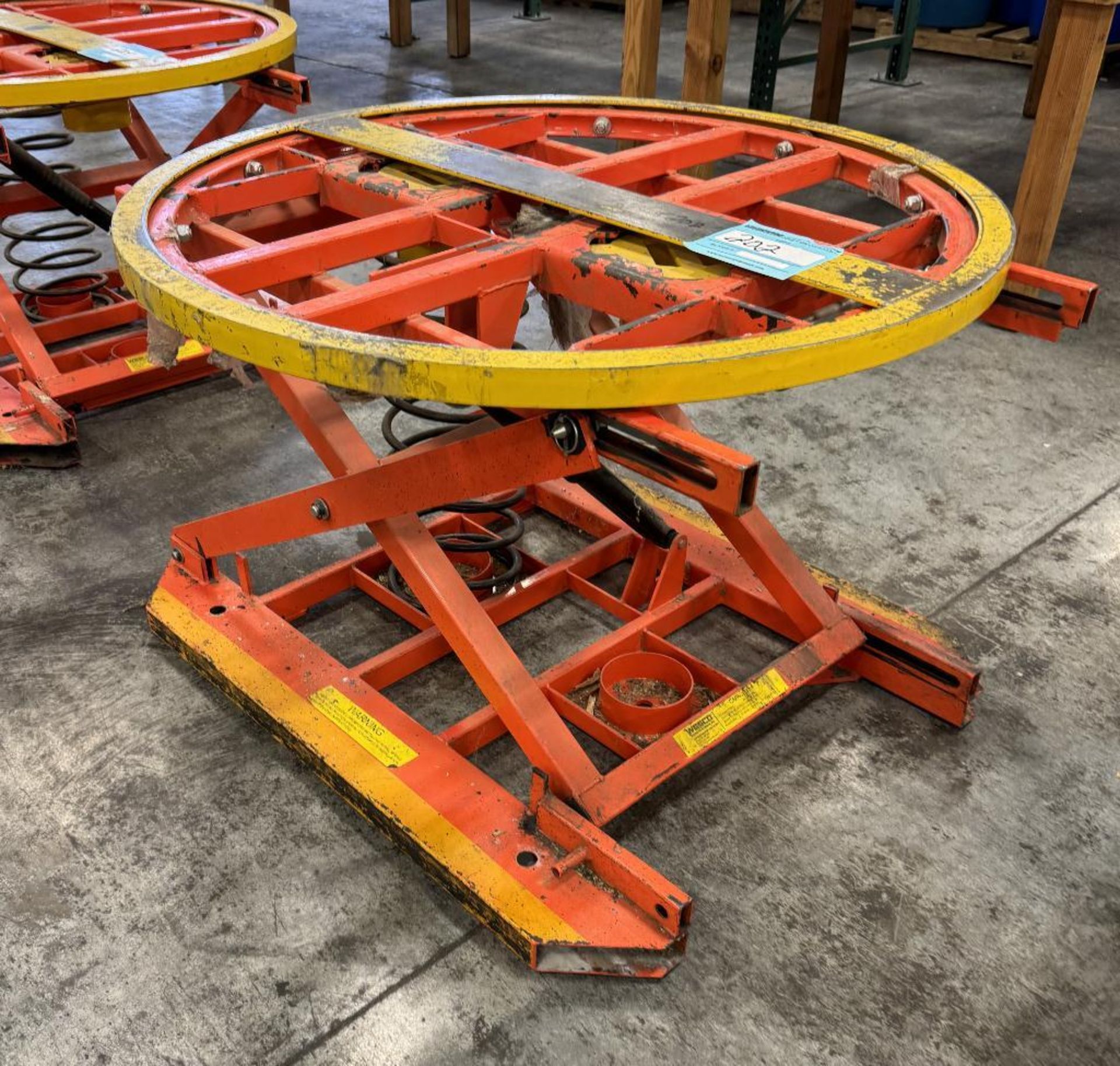 Wesco Spring Loaded Pallet Positioner.